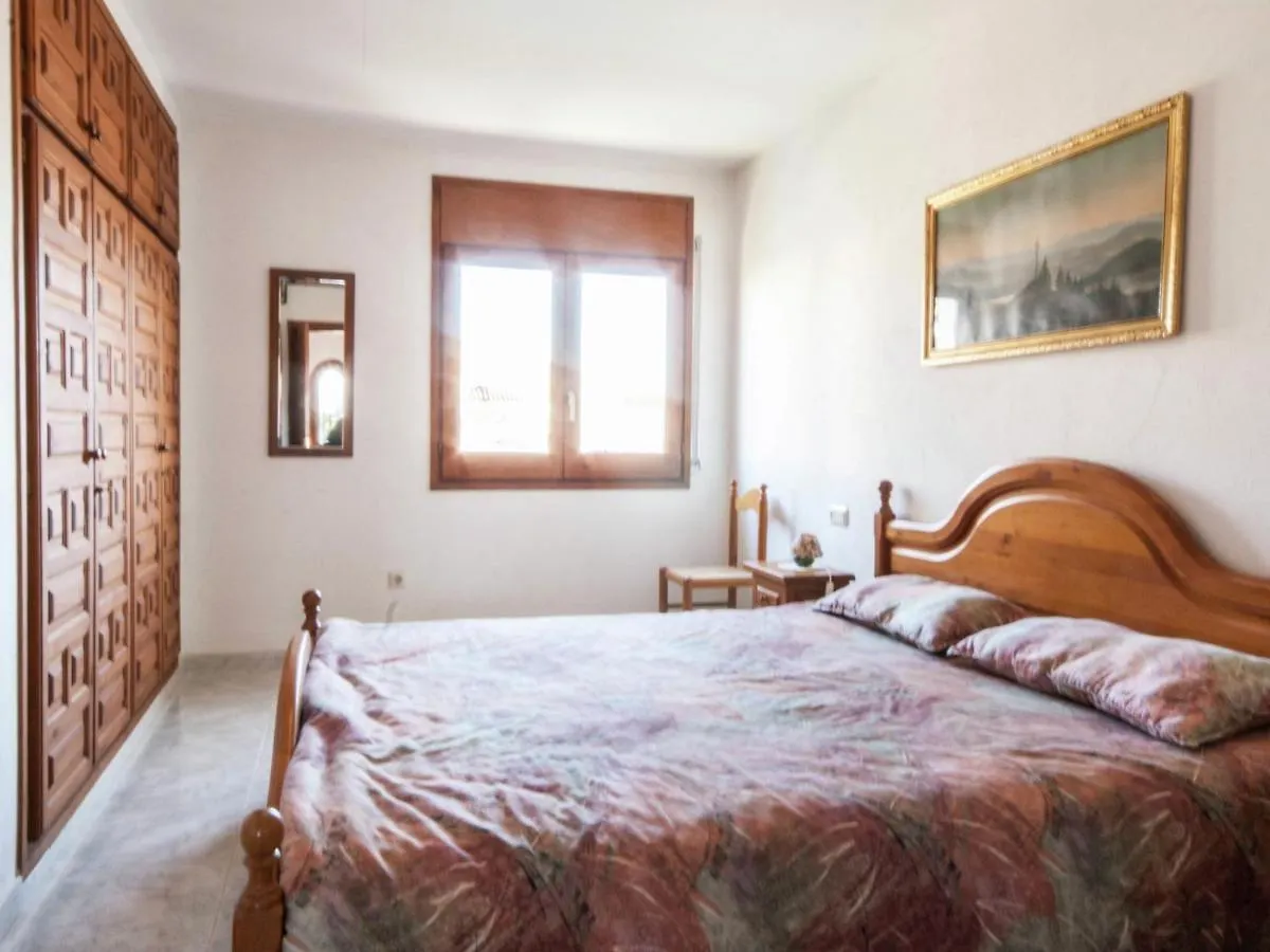 Appealing Holiday Home In Sant Pere Pescador With Garden